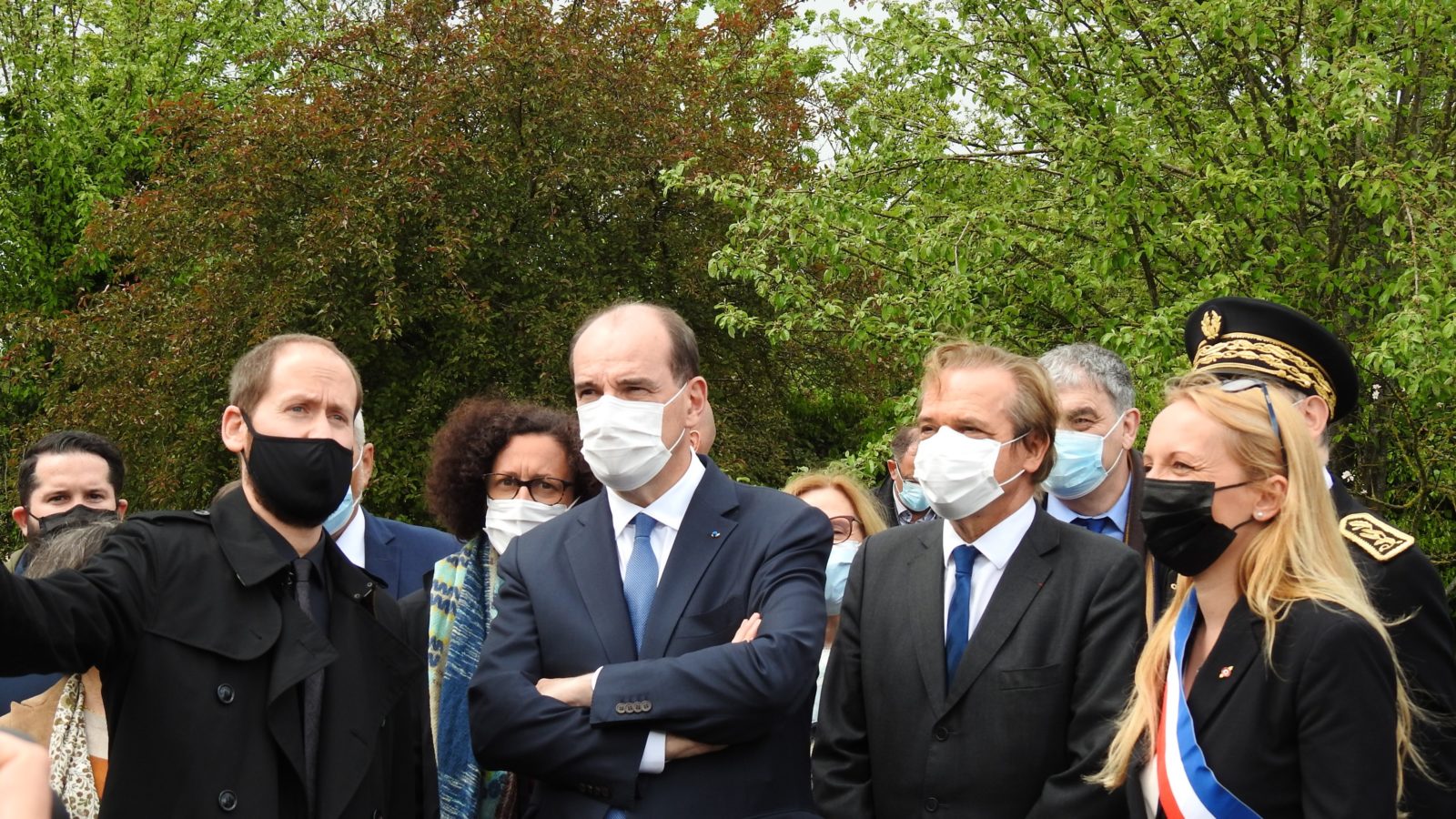 de gauche à droite : François Corre, Directeur Général d'Aménagement 77, Emmanuelle Wargon, Ministre déléguée au Logement, Jean Castex, Premier Ministre, Louis Vogel, Président de la CAMVS, Séverine Félix-Boron, Maire de St Fargeau-Ponthierry